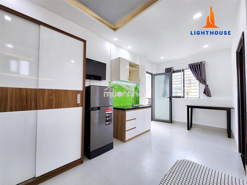 Studio balcony - thang máy, bảo vệ sát đh bách khoa- kinh tế