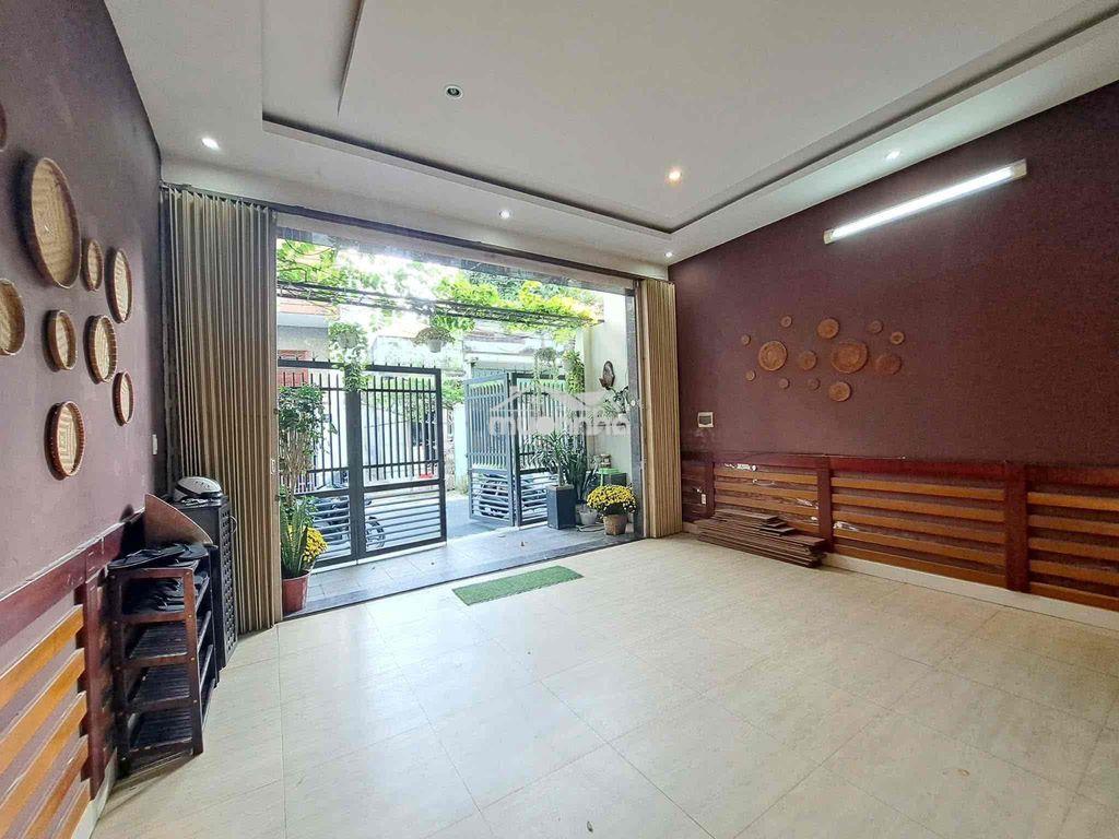 🏡🏡Cho thuê nhà 4 phòng ngủ khu phạm văn đồng - 2