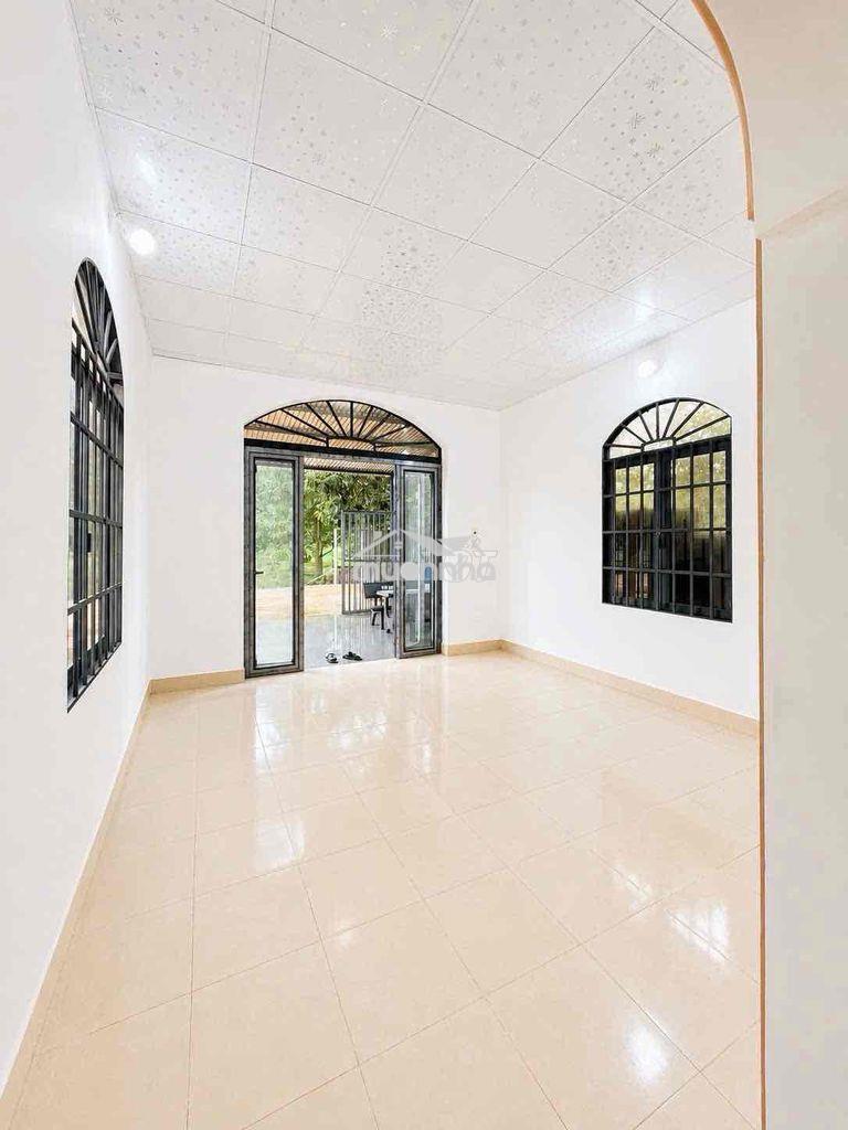 🏡 Nhà mới xây – chưa kịp ở, chủ đi nước ngoài nên cần sang lại giá tốt
