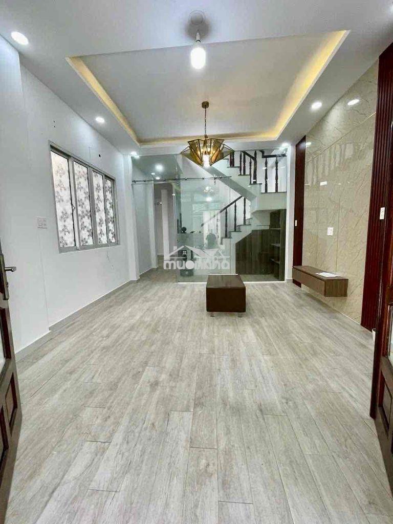 Nhà mới 5,5x15m 1lầu (3pn 2wc) hẻm 4m. khu ấp chiến lược. bình tân