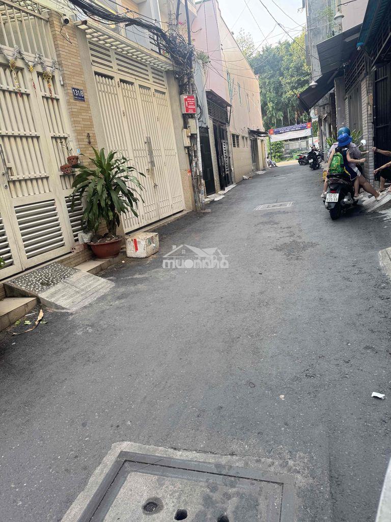 Nhà thuê hẻm 131/ tân hương - tân phú  hẻm xe tải thông  dt 4,5x14m  1 - 4