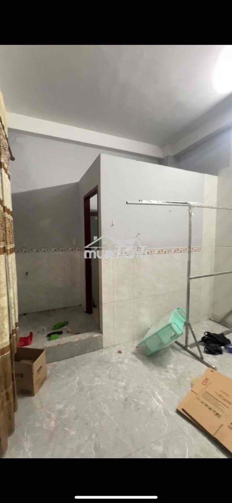 Chuyển công tác nên cần cho thuê gấp nhà ngay chợ phú phong 7,5 x 3,5 - 3