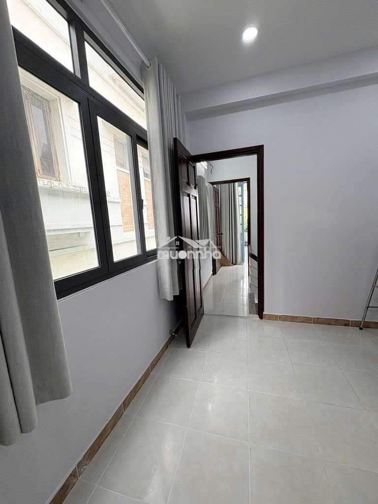 Nhà nc mới đẹp gần mt tr 2 lầu 3pn 3vs trần hữu trang  p11 q.phú nhuận - 3