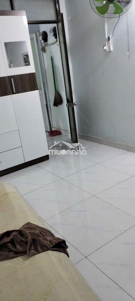Cho thuê 1phòng trọ full nội thất dt 24m² có ban công, bếp và xe dưới  - 2
