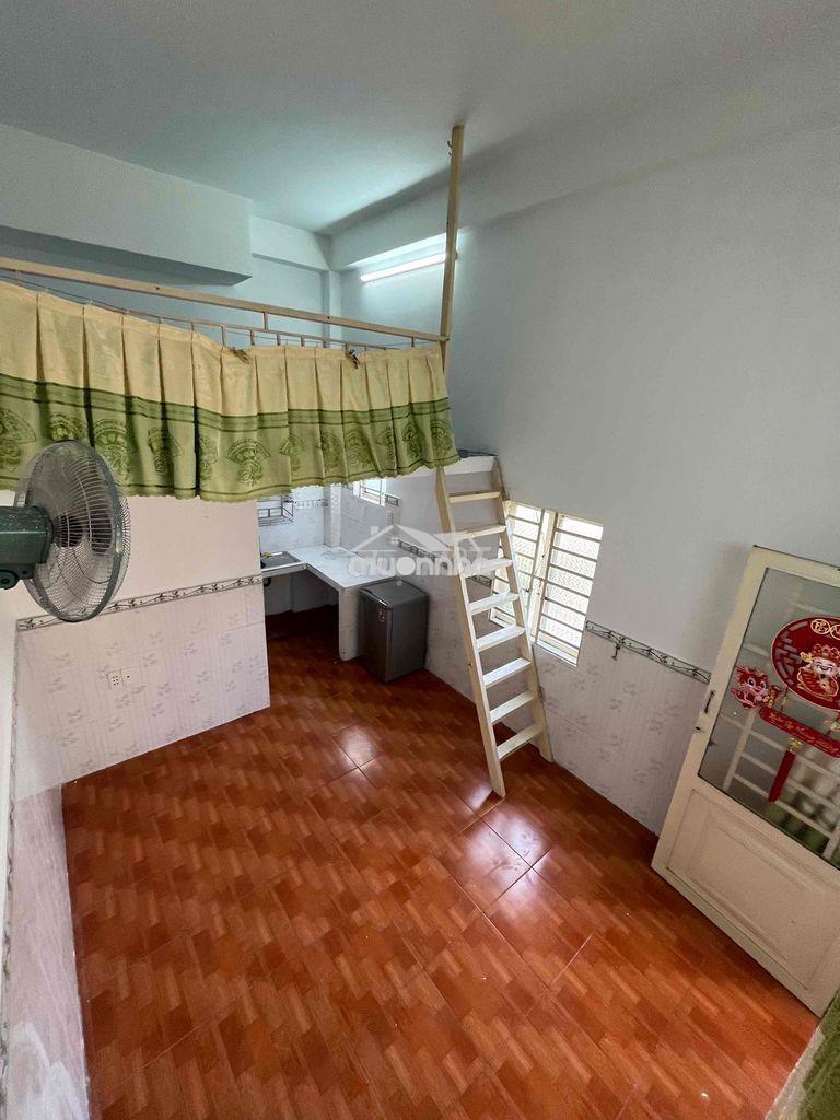 P có gác (đứng) ngay công viên lê thị riêng ( thỏ trắng) - 2