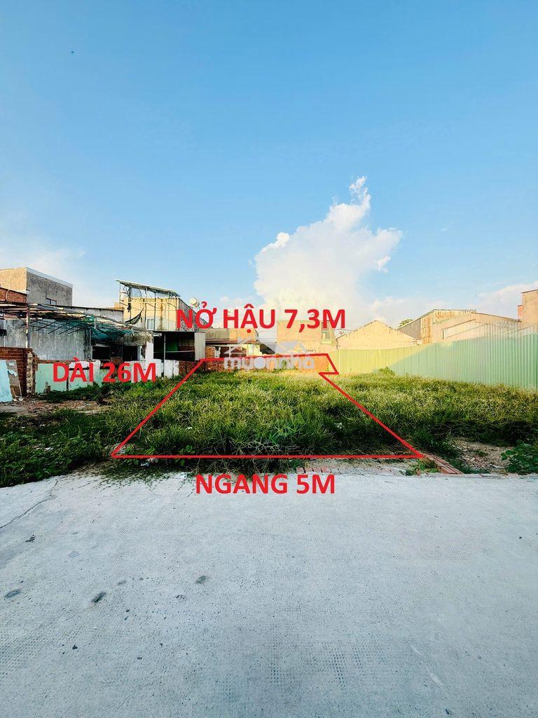 Bán lô đất đẹp sau chợ đông thạnh, 141m2 thổ cư, ô tô tới đất, nở hậu.