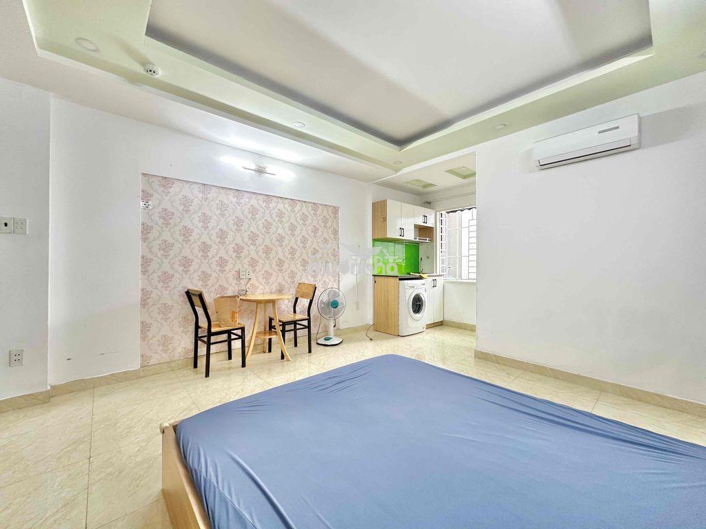 Cho thuê studio cửa sổ trời máy giặt riêng ngay trường văn lang emart - 2