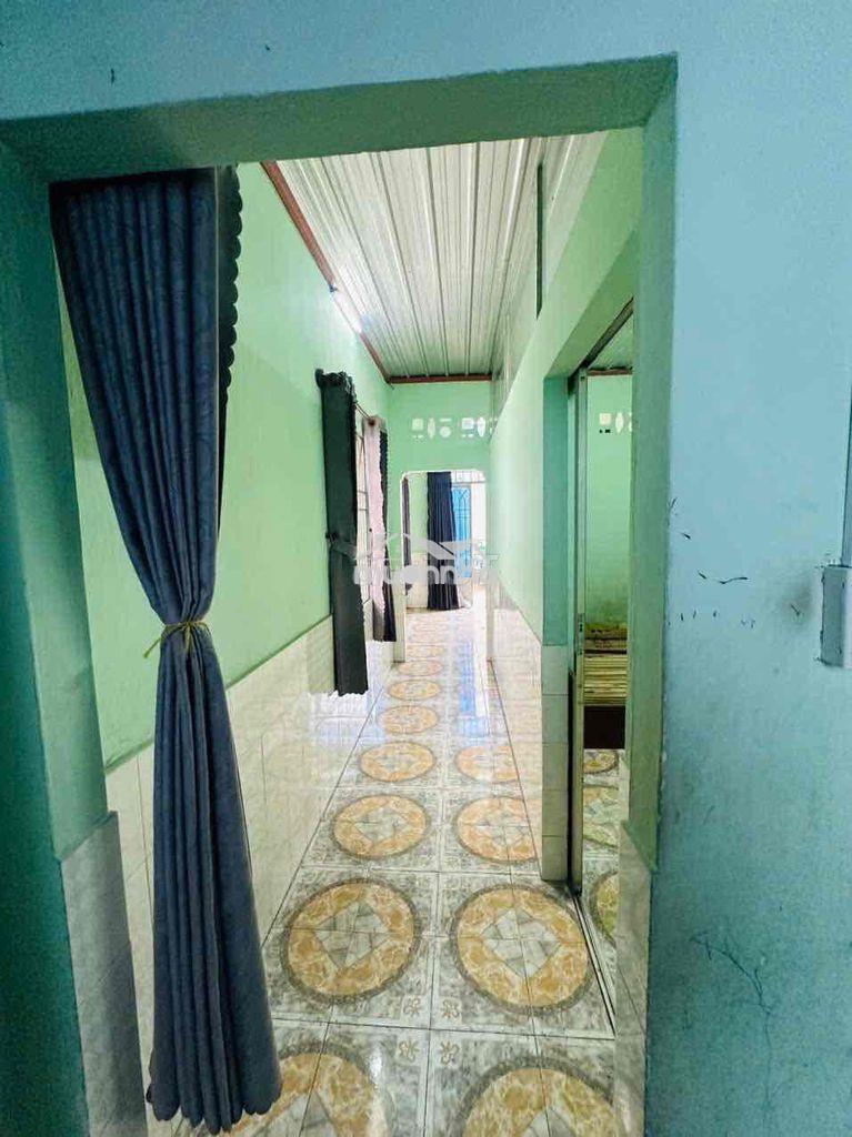 Bán nhà cấp 4 góc 2 mặt tiền, gần lẫu tôm 5 ri. dt: 44m2. giá: 1tỷ950 - 3