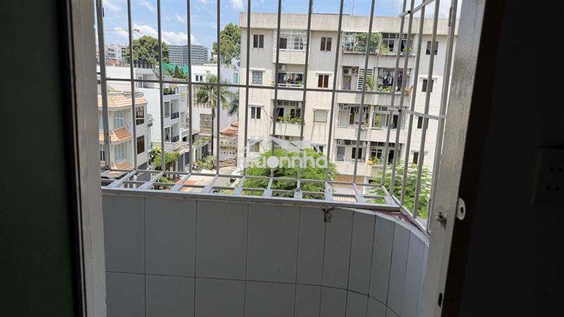 Chính chủ bán căn góc, tầng 3, lô b, chung cư 43 hồ văn huê, pn