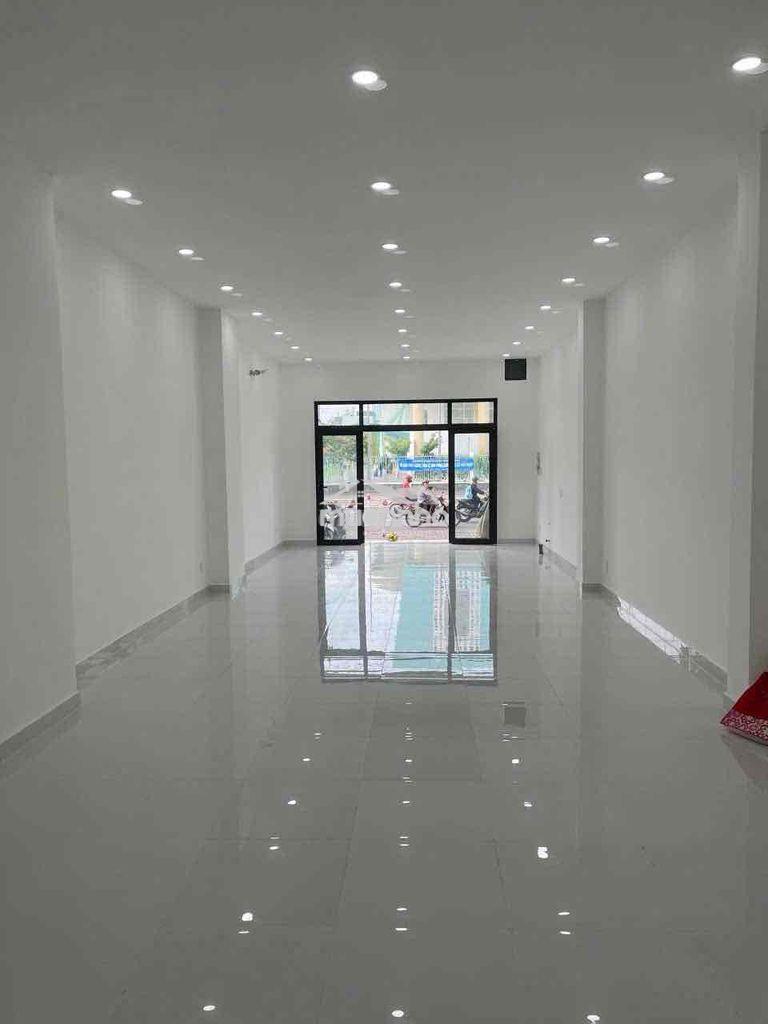 Cho thuê mặt bằng mặt tiền đường số 3 khu cityland