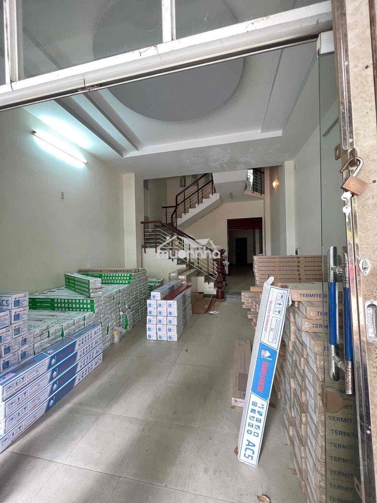 ☘️Cho thuê nhà 4 tầng mặt tiền đường 5m5 đối diện bến xe trung tâm☘️