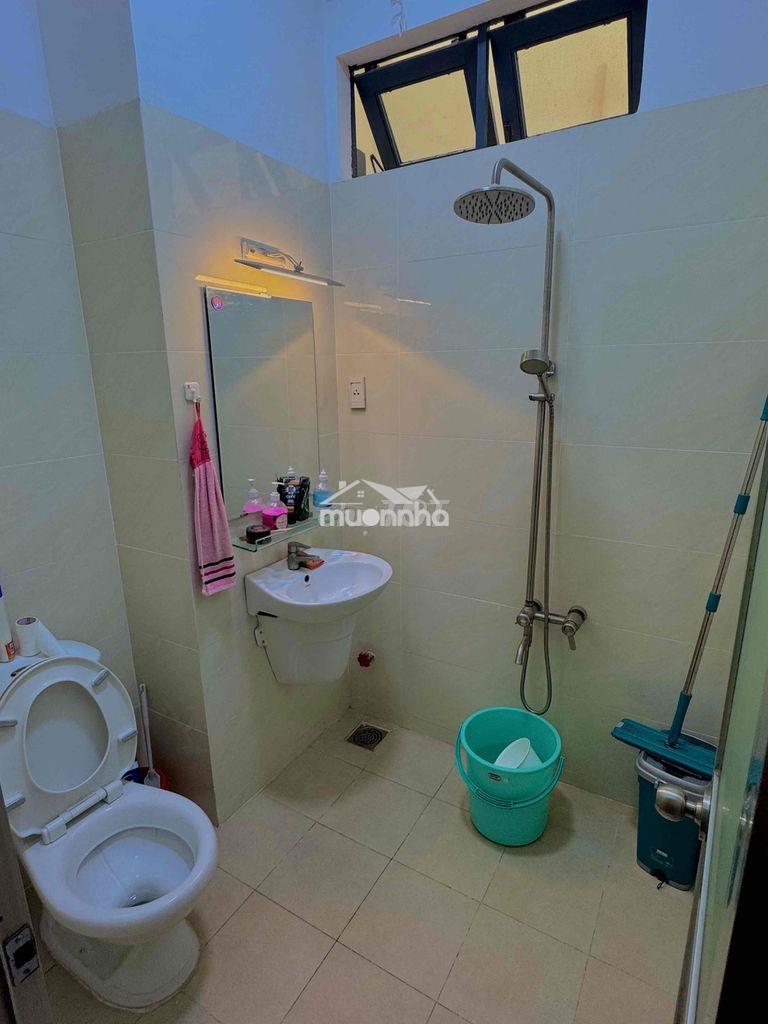 Cho thuê văn phòng kinh doanh gần phạm văn đồng - 4