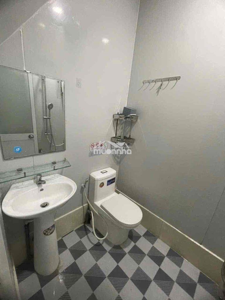 Cho thuê phòng trọ có ban công riêng - 2