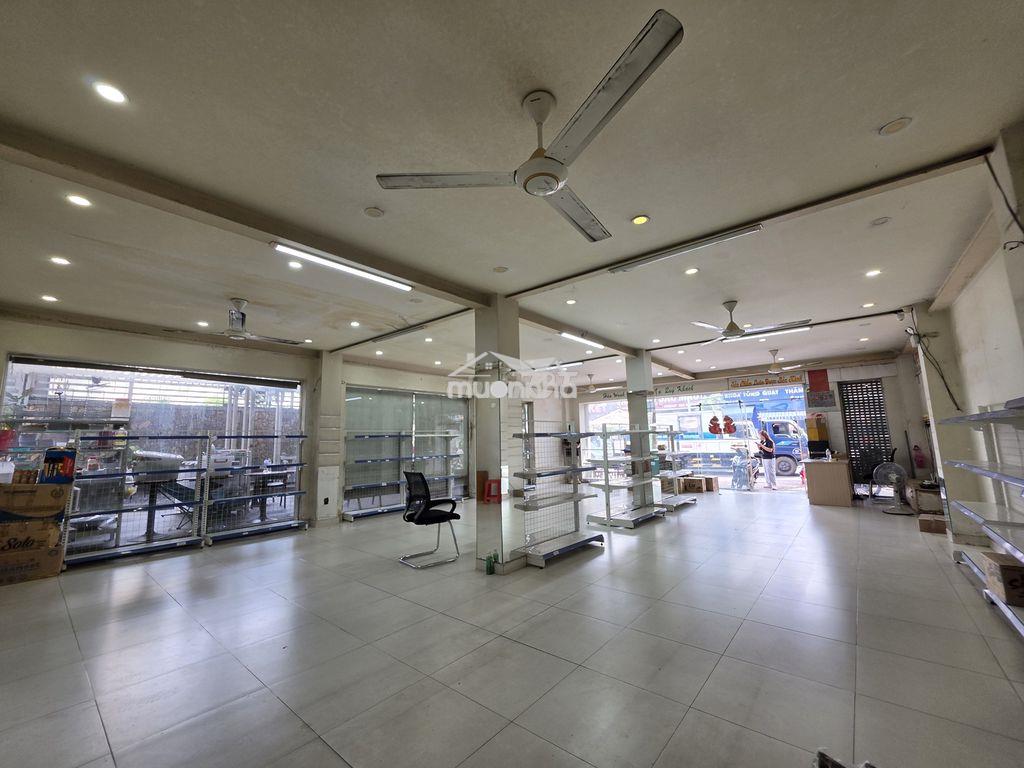 Cho thuê nhà nguyên căn mặt tiền phan văn hớn ngang 8m - 2
