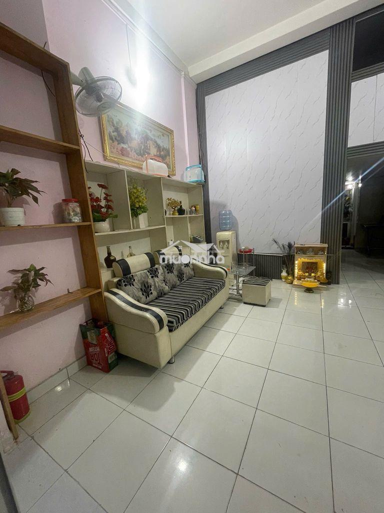 Chính chủ cần bán gấp shophoue kdc hoà lợi bình dương.