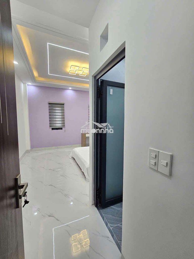 Nhà 2 lầu khu dân cư thông dụng vỉa hè 8m - 3