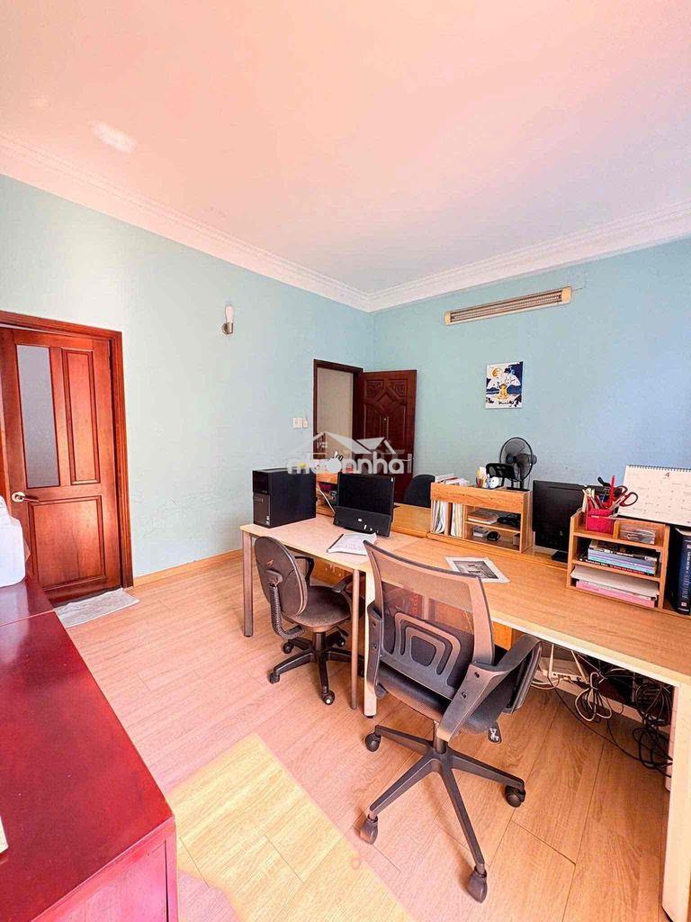 Bán nhà  hẻm gò dầu, 5x18m, 4 tầng giá chỉ 7.8tỷ