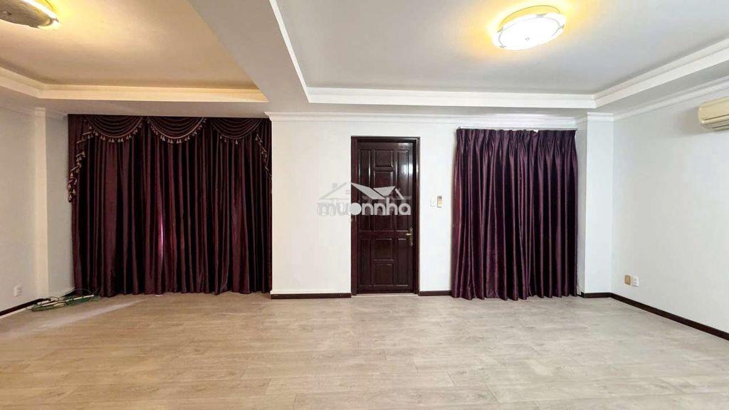 Nguyên căn mặt tiền phú thuận – quận 7
💰 giá thuê: 50 triệu/tháng - 2