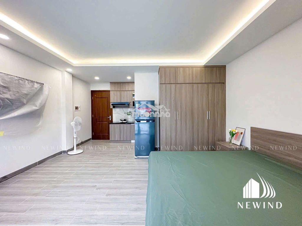 Studio ban công cách lotte mart 500m - gần crescent mall, phú mỹ hưng - 3