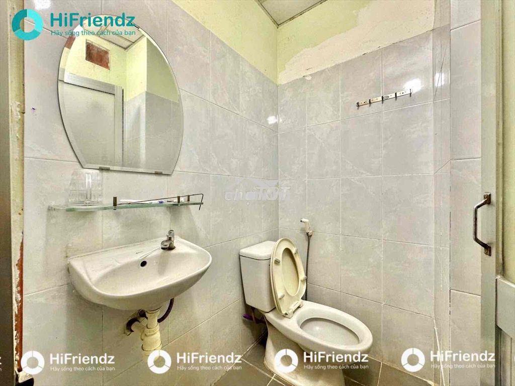 Trống sẵn studio cửa sổ trời gần đại học công thương sẵn máy lạnh aeon - 3