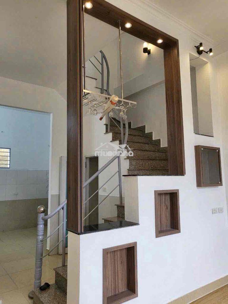 Nhà tl29 gần chợ cầu đồng. trệt 2 lầu 4pn 3wc - 3