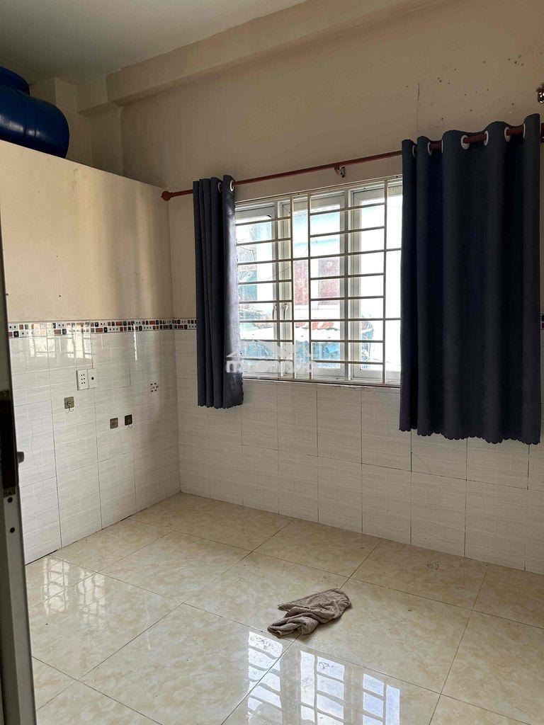Bán nhà:4,2x5,3.trệt,2lầu hẻm 118,bùi văn ba, tân thuận đông,q7(củ). - 4
