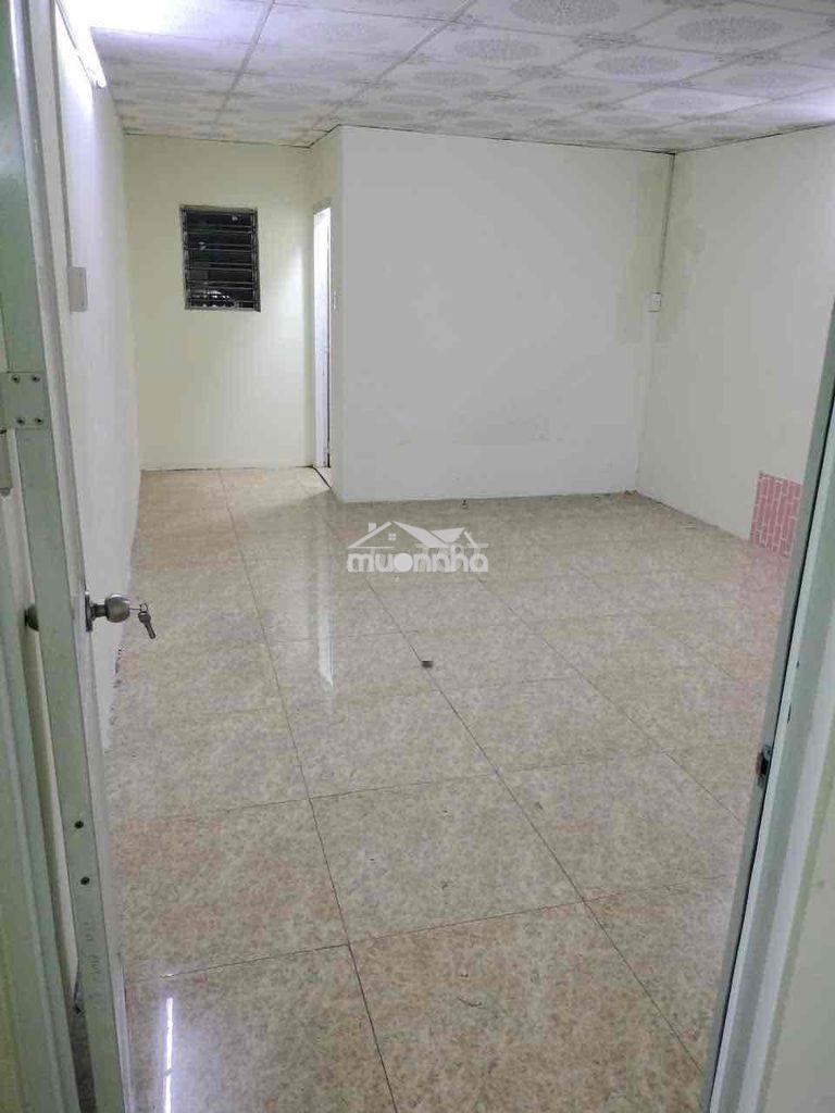 Cho thuê nhà 4tr/th dt: 4x20m lửng 2pn 2wc  đường liên ấp 1-2 ấp 1 vĩn - 4