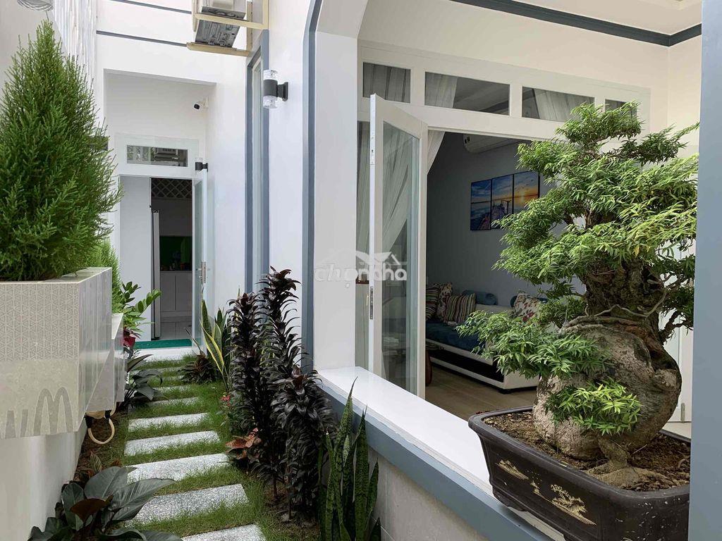 Bán nhà chính chủ. tiện nghi đầy đủ full nt, nhà mới ô tô đỗ trong sân - 2
