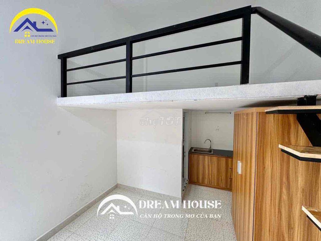 Cho thuê phòng ban công thoáng mát - gác 2m - sạch sẽ - 3
