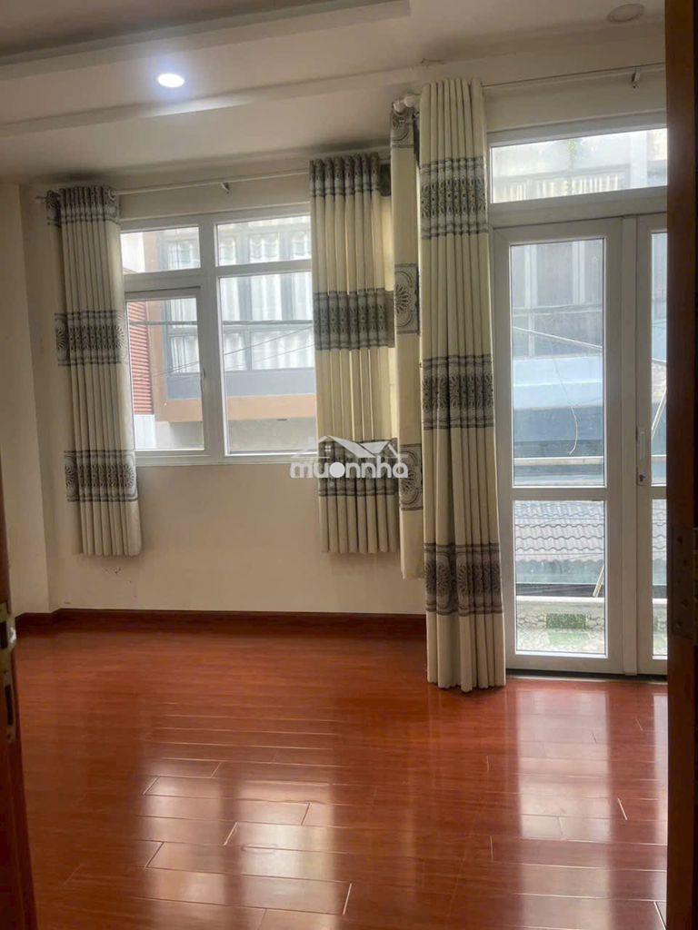 Nhà 1 trệt 1 lầu gần ngã tư ga q12 hẻm xe hơi
