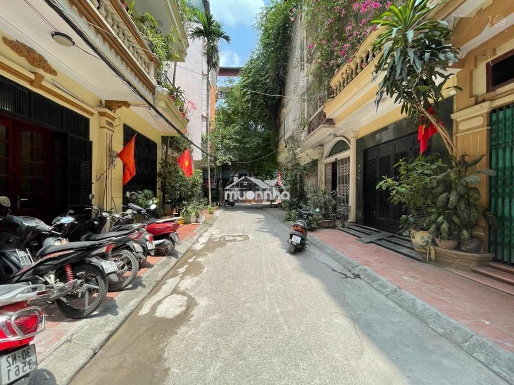 Nhà ngõ 125 trung kính - dt 50m x 5 tầng - kinh doanh / ở / văn phòng - 2