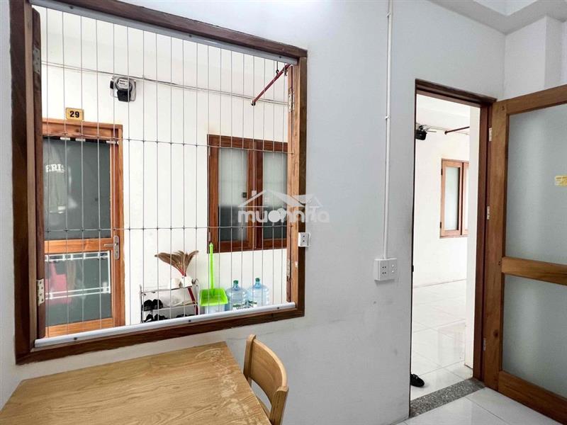 Phòng rộng rãi sạch đẹp gần trường ftp, gtvt, tài chính , bưu chính