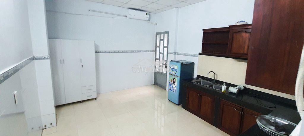 Phòng cho thuê 196/10 tô hiến thành - cách big 300m, giá 3,5 triệu - 3