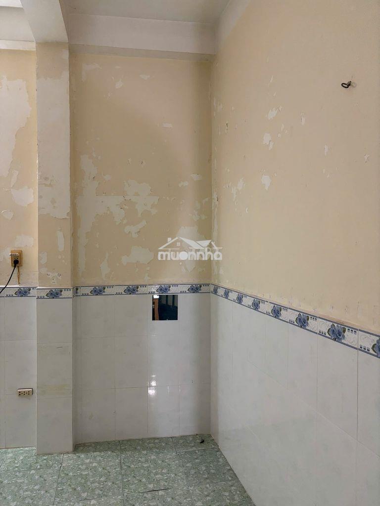 Giá mềm - ngay trường sa - phú nhuận - di chuyển thuận tiện - 2