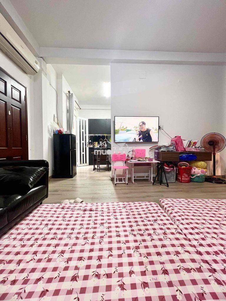 Cho thuê phòng dt 50m2 ngay ga sg