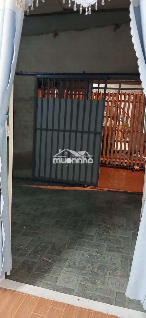 Cho thuê nhà nguyên căn 66m² 2 pn 2wc điện đồng hồ chính + nước máy  - 2