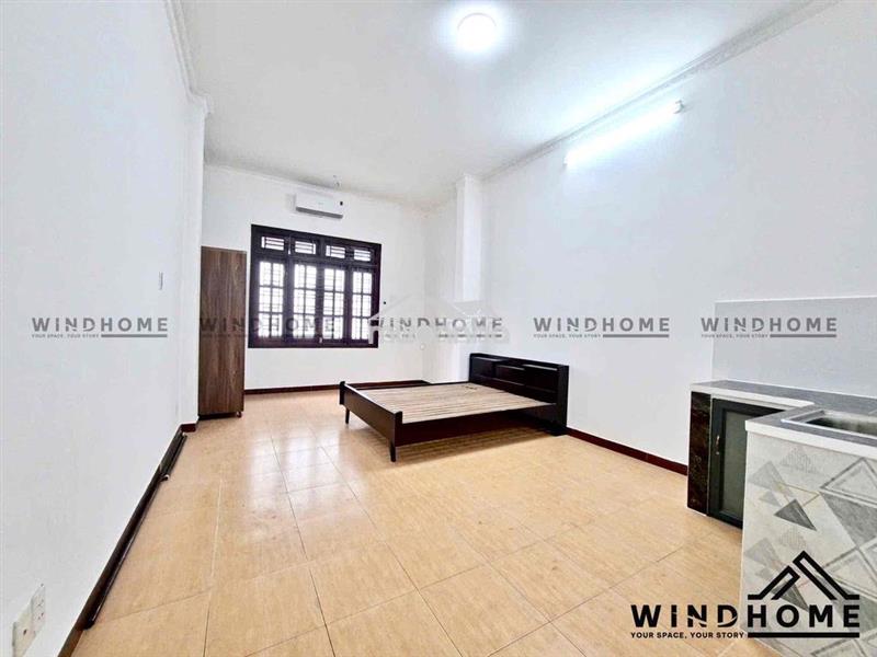 Phòng cửa sổ trời 40m2 trung tâm quận 7 gần lotte ufm tdt rmit