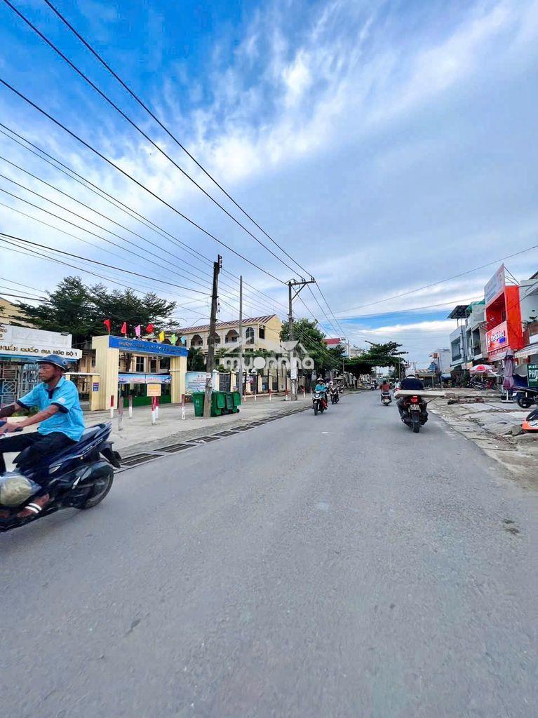 Siêu phẩm mặt tiền kinh doanh 4lane sổ hồng ngay trung tâm cực đẹp - 4