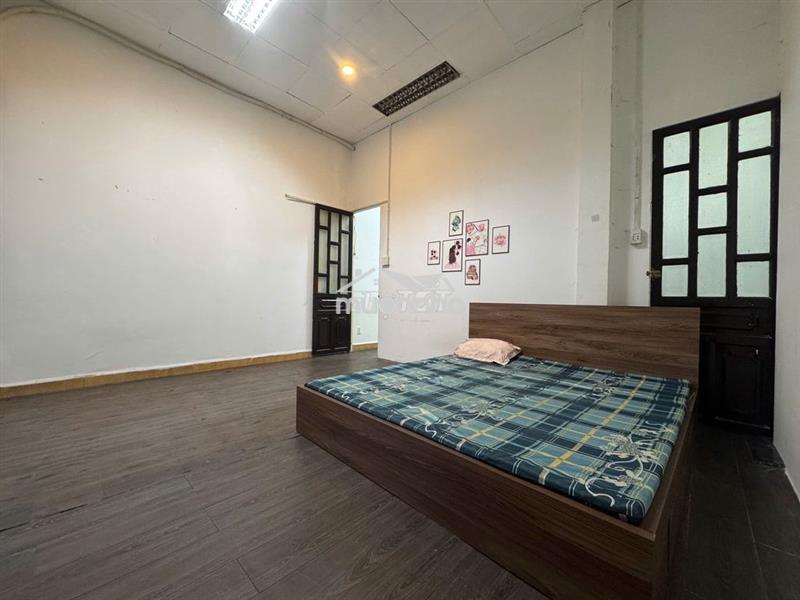 Cho thuê căn hộ 2 pn bếp riêng wc riêng.ban công full nt ở tân bình