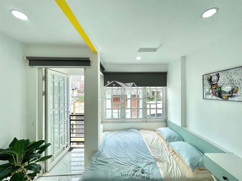 Cho thuê studio ban công có máy giặt riêng ngay trung tâm quận 1