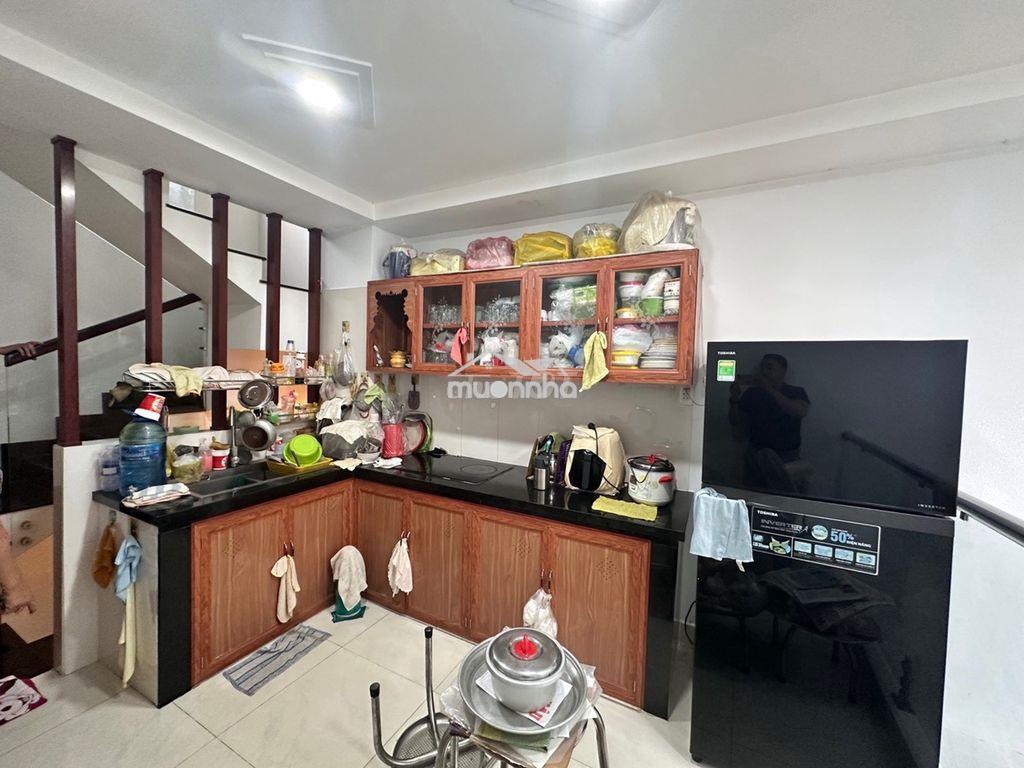Xóm chiếu q4- 5 lầu đúc- 26m2- hoàn công - chỉ 3 tỷ nhỉnh - 3