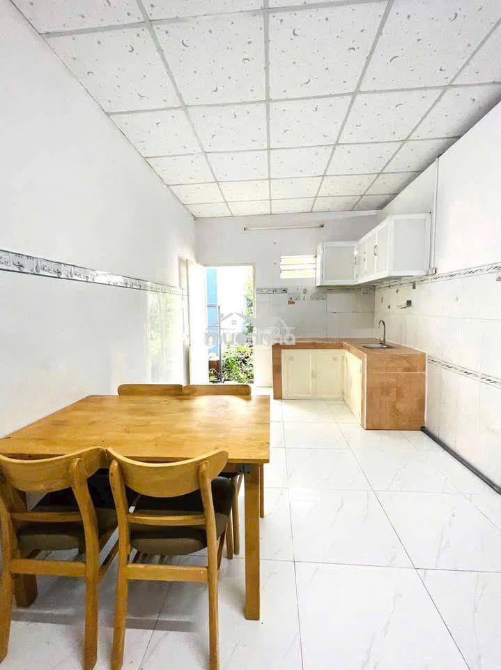 Ngộp chủ cần bán gấp căn nhà 102m2 đường lê minh nhựt tân thông hội - 4
