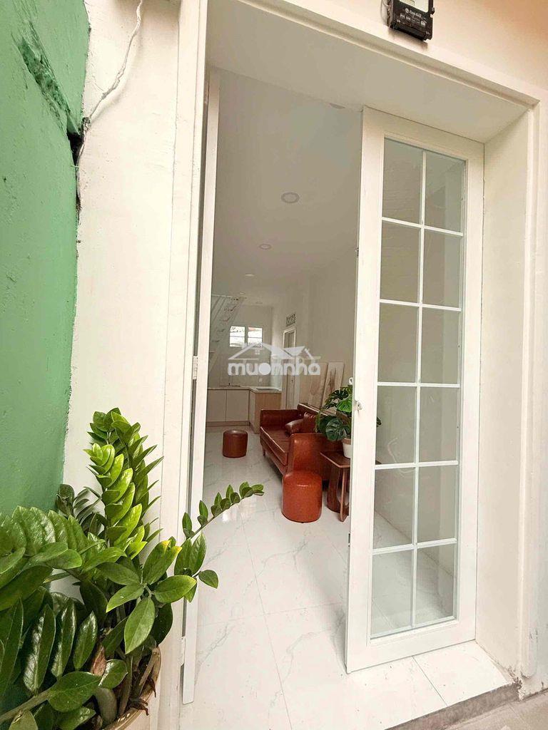Nhà 2 tầng shr vay bank 1tỷ, gần chợ tân quy quận 7