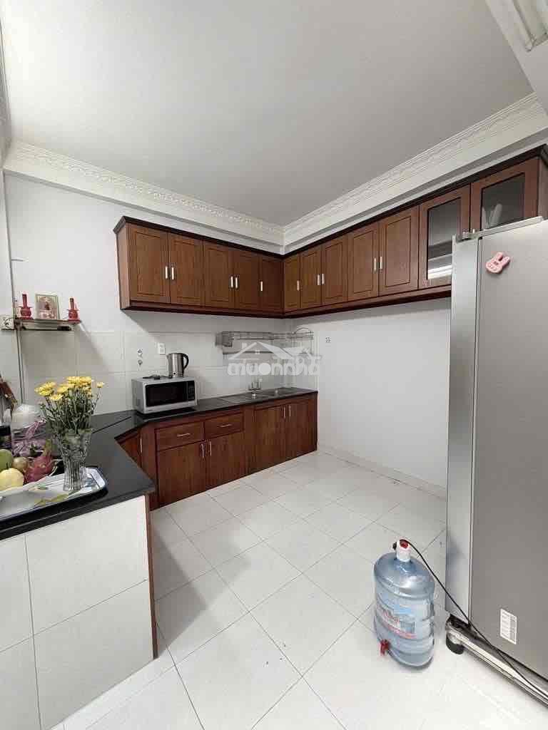Cho thuê nhà khu hồ biểu chánh - 3 tầng - 3 x 10m - 3 phòng ngủ - 2