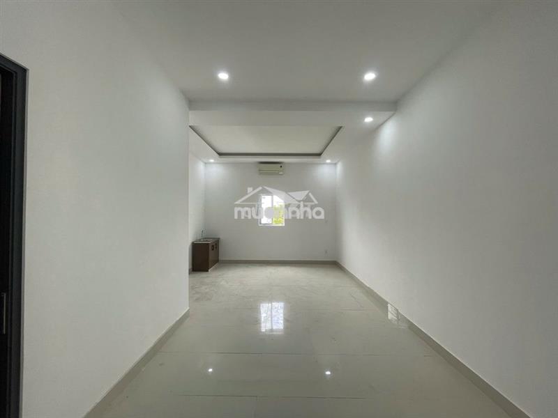 Giáp q7 - phòng view công viên thoáng mát wc riêng , rộng 40m2
