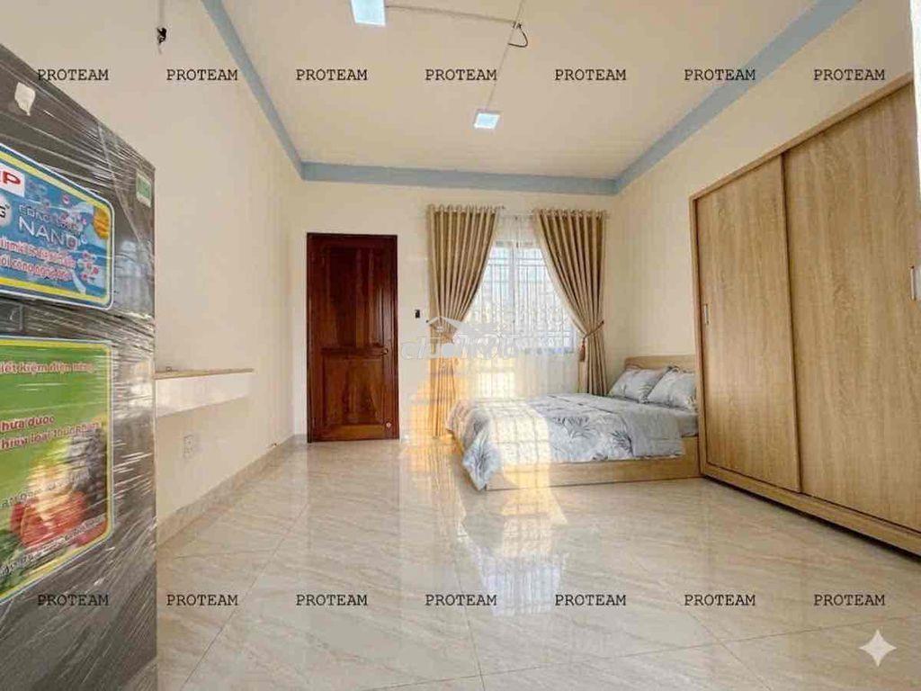Đi bộ qua học viện cán bộ - 4