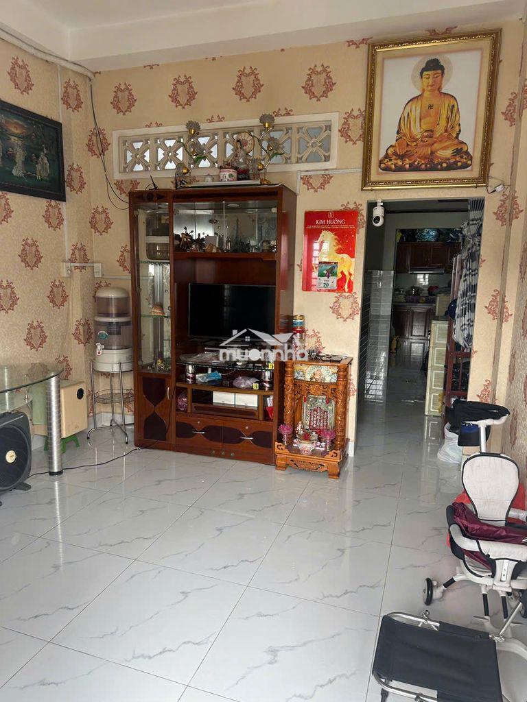 Bán gấp chung cư đoàn văn bơ, phường xóm chiếu, quận 4