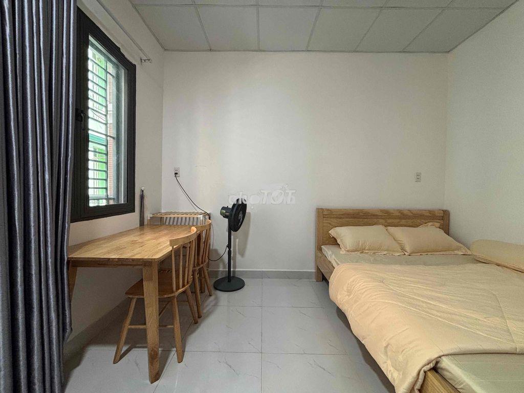 Cho thuê chdv ban công riêng, full nội thất cao cấp - 3
