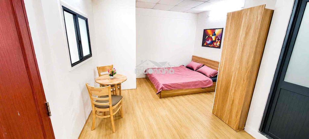 Căn hộ to đùng q3 cửa sổ trời nội thất sẵn có - Ảnh 4