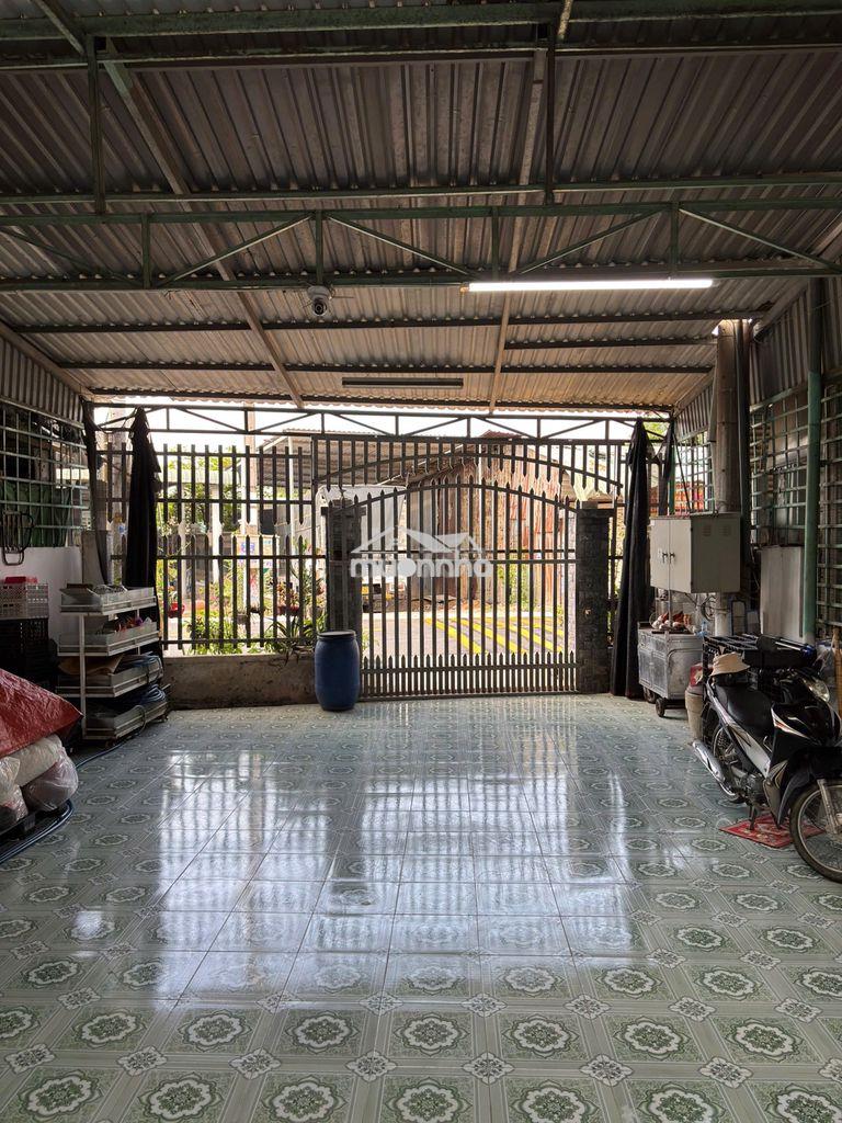 Bán nhà mặt phố cách metro thành phố mới 4km - diện tích 7x15=315m2 - 3